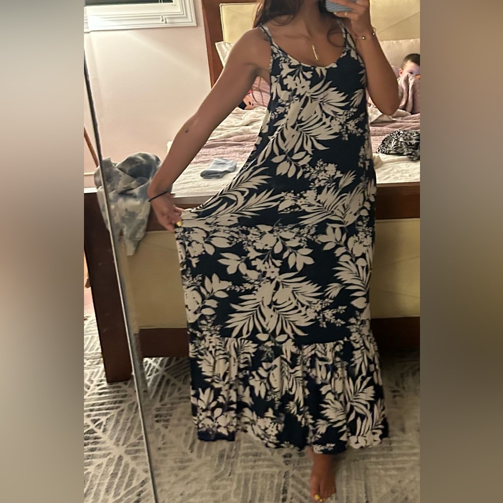 Maxi dress - Picture 2 of 4